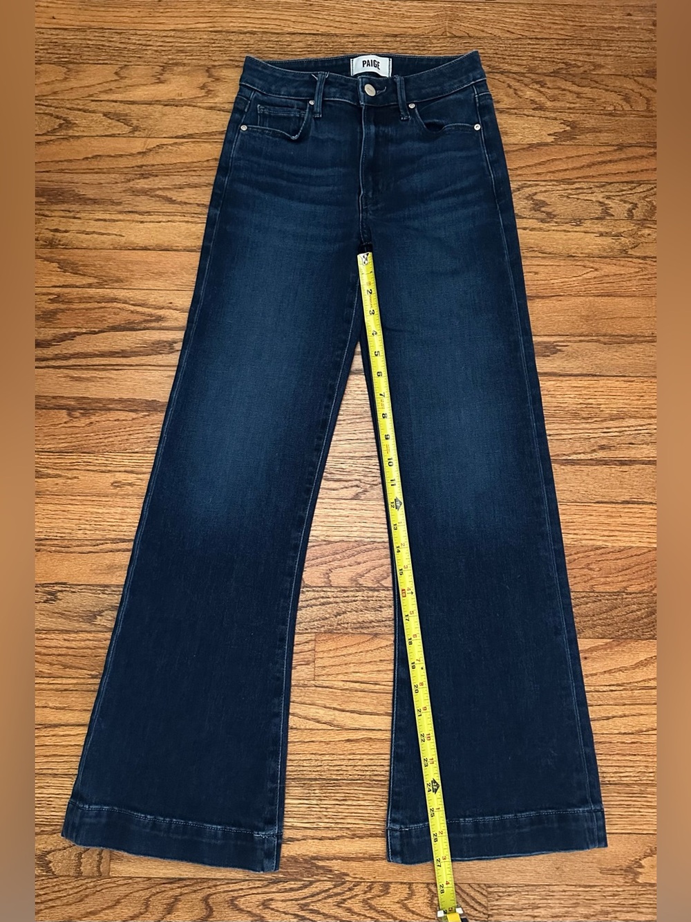 PAIGE Leenah Petite Wide Leg Jean in Praline Wash - 23P
